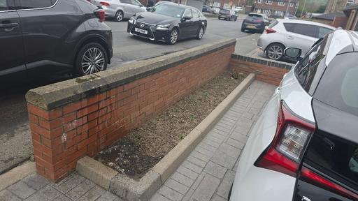 Buy & Sell Central London Millbank - Central London - Photos for Wall Coping stone