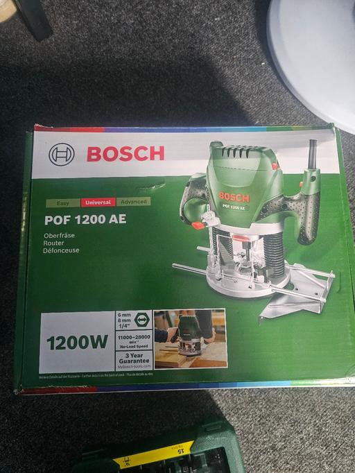 Buy & Sell Bexley Erith - Bexley - Photos for Bosch router with 15 piece routing set