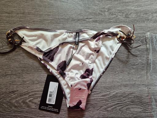 Buy & Sell Greater Manchester Manchester - Photos for new Womens Pretty Little Thing Bikini Bottoms