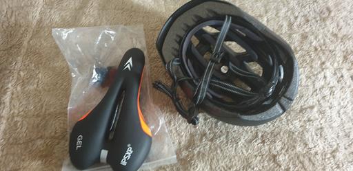 Buy & Sell West Yorkshire Wakefield - Photos for TWO CYCLING ITEMS BRANDNEW