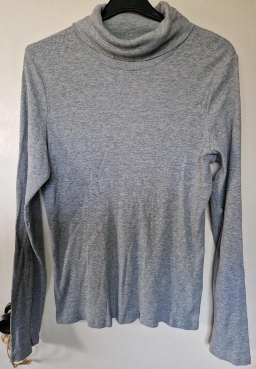 Buy & Sell Leicestershire Oadby and Wigston - Photos for (18) Ladies top