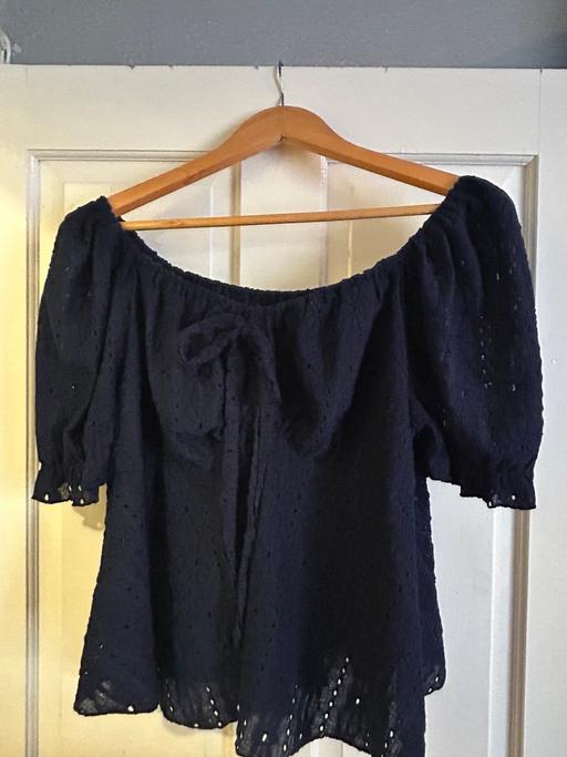 Buy & Sell North West London Harlesden - North West London - Photos for Cute vintage top