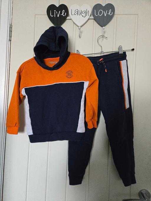 Buy & Sell Hackenthorpe Sheffield - Photos for 4-5 years boys tracksuit nutmeg