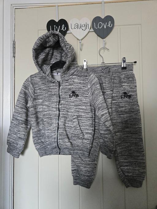 Buy & Sell Handsworth Sheffield - Photos for 4-5 years boys tracksuit aviator