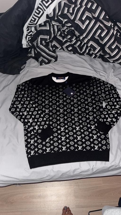 Buy & Sell Bexley Welling - Bexley - Photos for Louis Vuitton Monogram Crewneck
