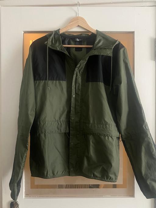Buy & Sell East London Ratcliff - East London - Photos for The North Face windbreaker