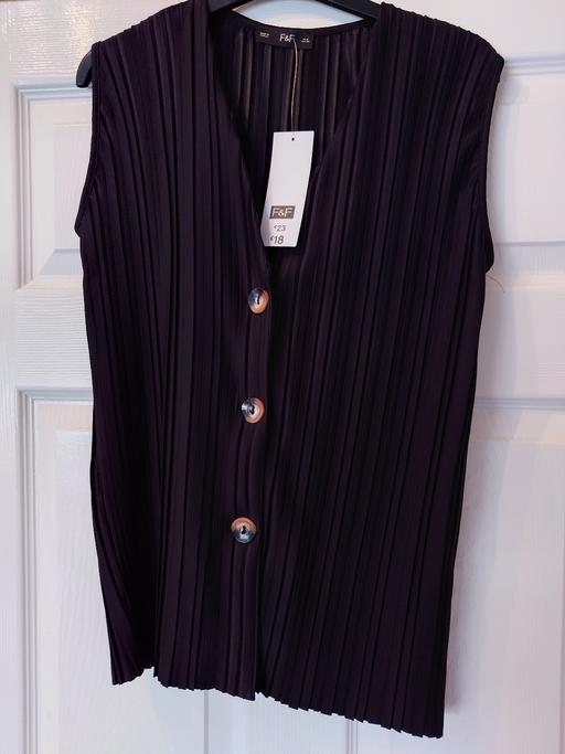 Buy & Sell Leicestershire Charnwood - Photos for Women's black sleeveless top size 8