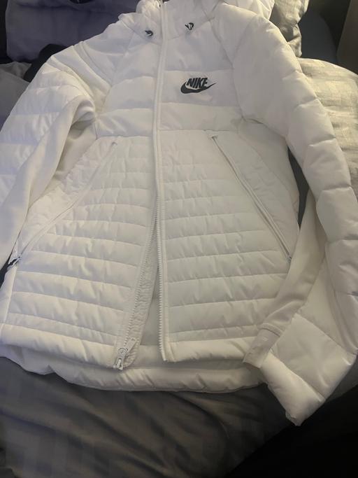 Buy & Sell Staffordshire South Staffordshire - Photos for White Nike coat