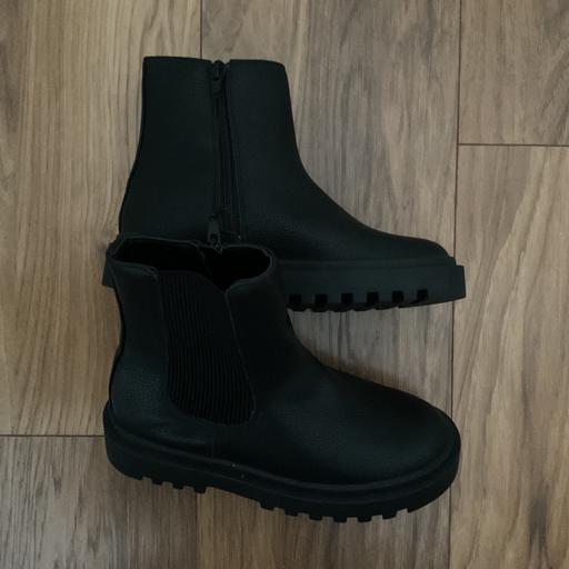 Buy & Sell Merseyside Knowsley - Photos for Girl’s Black Boots New