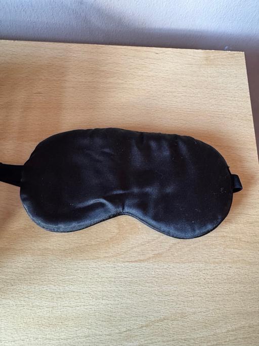 Buy & Sell Longlands South East London - Photos for Black silky eye mask