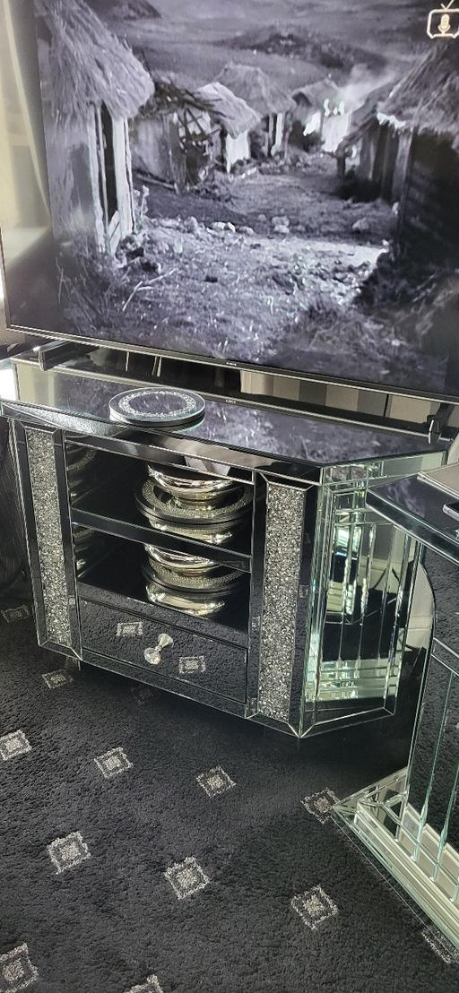 Buy & Sell West Midlands Walsall - Photos for T.V. CORNER BLING UNIT IN VGC VERY HEAVY