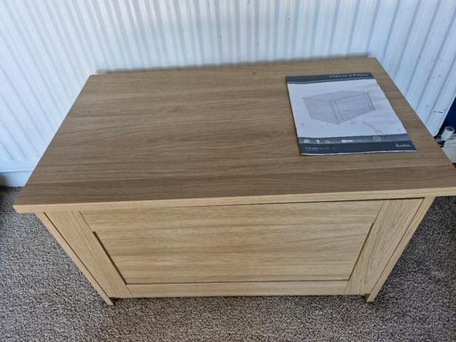 Buy & Sell West Midlands Walsall - Photos for Rialto oak storage chest