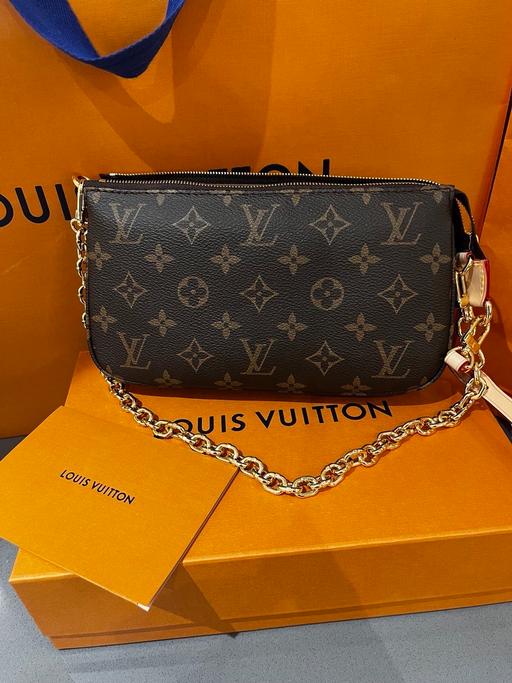 Buy & Sell East London Custom House - East London - Photos for Louis Vuitton Pochette Accessories