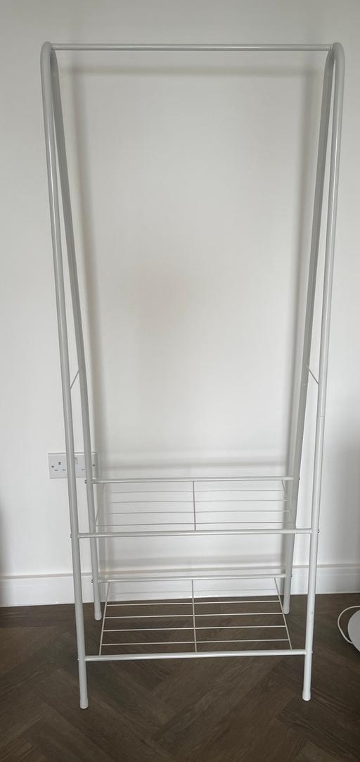 Buy & Sell North West London Queen`s Park - North West London - Photos for White metal cloths rack