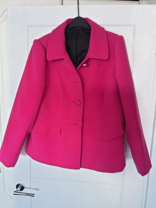 Buy & Sell West Midlands Sandwell - Photos for M&S Coat/jacket 20