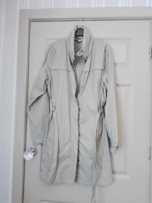 Buy & Sell West Midlands Dudley - Photos for size 16 ladies regatta mac