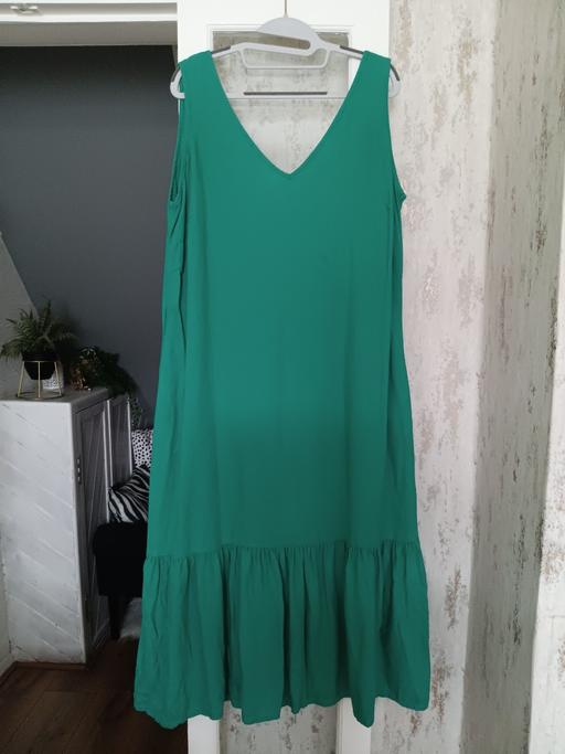 Buy & Sell East London Havering - Photos for emerald green maxi dress 16