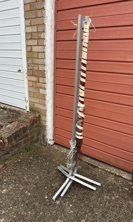 Buy & Sell South East London Crook Log - South East London - Photos for badminton net stands