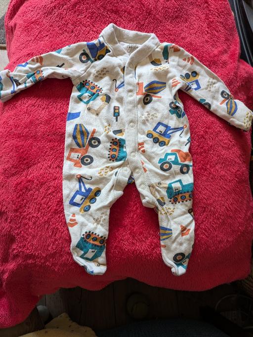 Buy & Sell Shropshire Telford and Wrekin - Photos for PRELOVED BABYGROW ...age 0-1 mth
