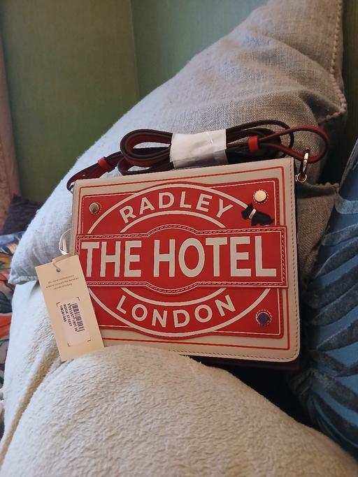 Buy & Sell East Riding of Yorkshire Market Weighton - East Riding of Yorkshire - Photos for hotel London radley bag..
