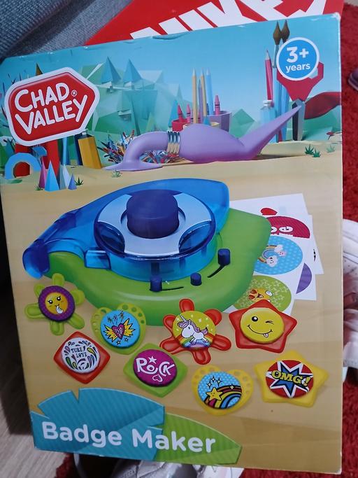 Buy & Sell Clapham South West London - Photos for chad valley badge maker