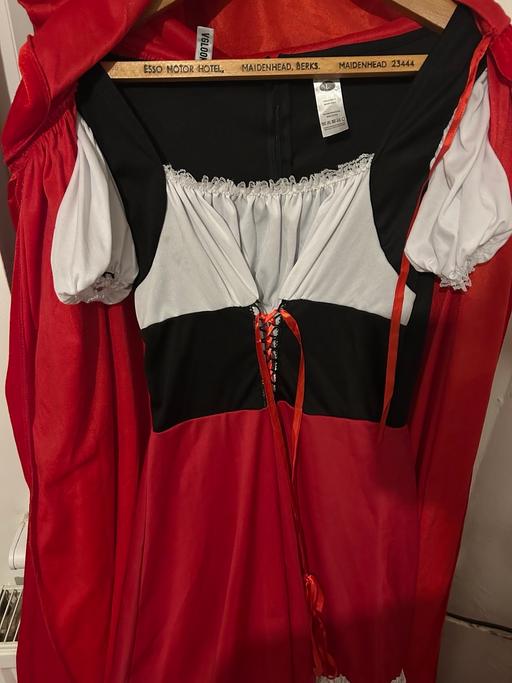 Buy & Sell North West London Harlesden - North West London - Photos for Little red riding hood cape and dress costume