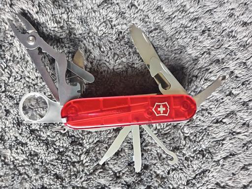 Buy & Sell South West London Castelnau - South West London - Photos for Victorinox Swiss Army Tool Swiss Champ