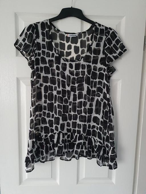 Buy & Sell West Midlands Dudley - Photos for ladies chiffon print blouse