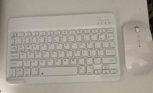 Buy & Sell East London Redbridge - Photos for Wireless keyboard and mouse