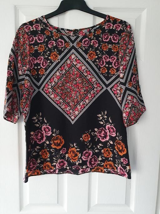 Buy & Sell West Midlands Dudley - Photos for ladies floral blouse