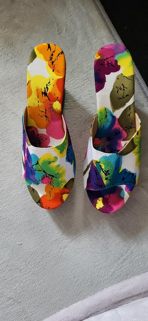 Buy & Sell West Midlands Walsall - Photos for LADY,S SANDALS NEW SIZE UK 8