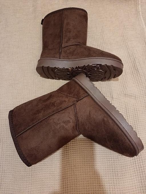 Buy & Sell South East London Peckham - South East London - Photos for size 5 slipper boots