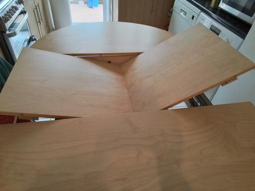 Buy & Sell Hertfordshire Broxbourne - Photos for dining table