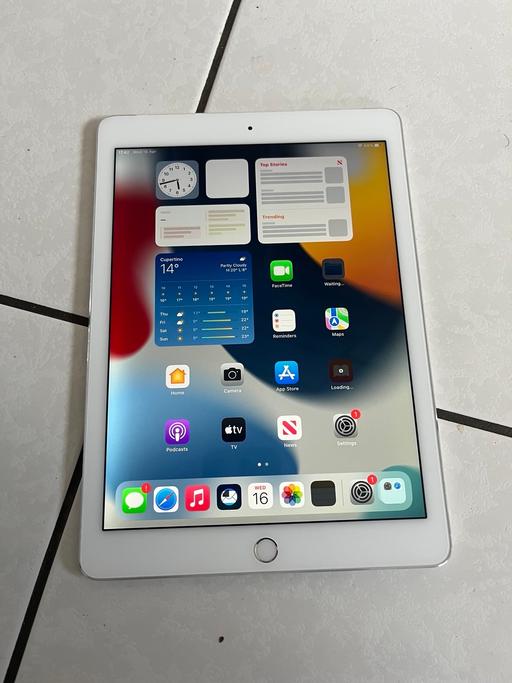 Buy & Sell West Midlands Coventry - Photos for Apple iPad Air 2…..64 Gb….cellular. Sim