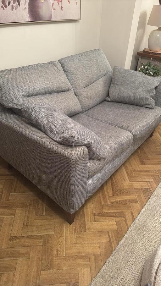 Buy & Sell West Midlands Birmingham - Photos for 2 seater and 1 seater sofa great condition