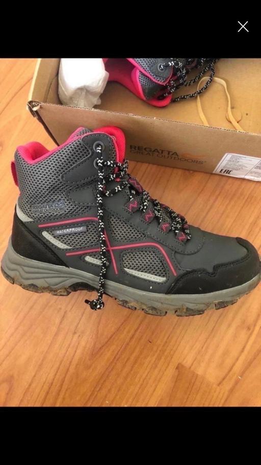 Buy & Sell Merseyside Liverpool - Photos for Ladies walking boots size 5