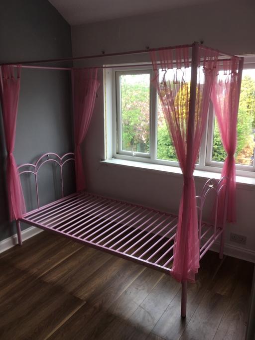 Buy & Sell West Midlands Walsall - Photos for Girls Four Poster Bed