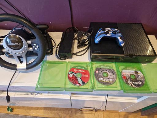 Buy & Sell North London Tottenham - North London - Photos for Xbox one+3games CallofDuty,WatchDog,Fifa20