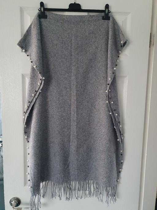 Buy & Sell West Midlands Dudley - Photos for ladies grey scarf/ wrap/shawl