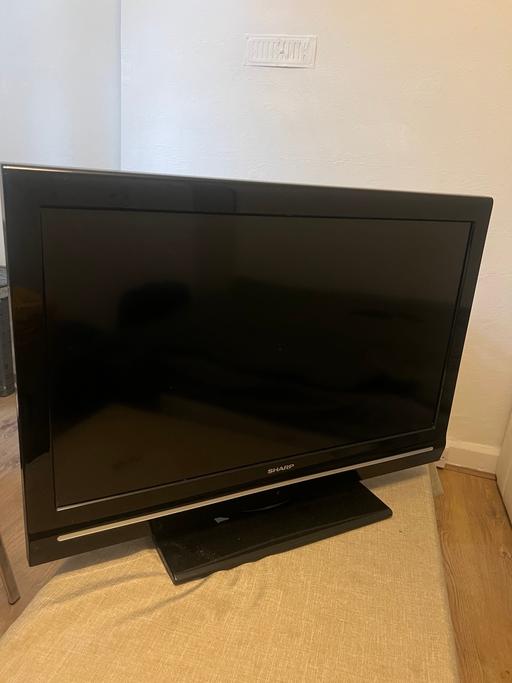 Buy & Sell North London Noel Park - North London - Photos for TV sharp 32”