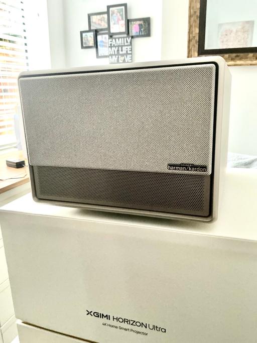 Buy & Sell Staffordshire Stoke-on-Trent - Photos for XGIMI Horizon Ultra Projector 4K Dolby vision