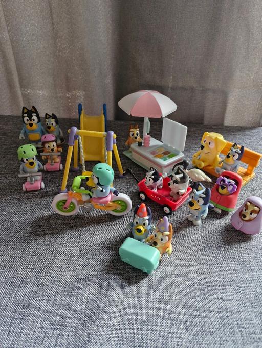 Buy & Sell Essex Basildon - Photos for Bluey park play set