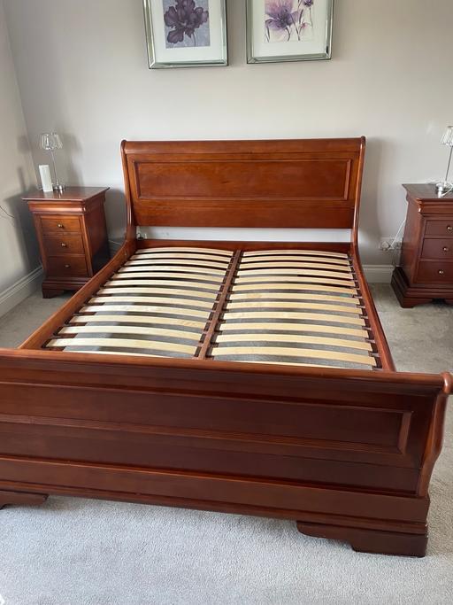 Buy & Sell Staffordshire South Staffordshire - Photos for Wooden sleigh bed