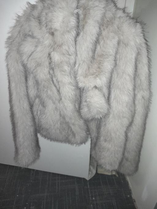 Buy & Sell South West London Fulham Broadway - South West London - Photos for Size 6 rita ora coat