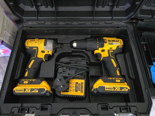 Buy & Sell Tyne and Wear Gateshead - Photos for Dewalt Combi Drill / Impact set