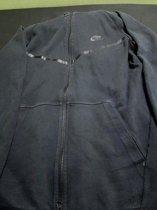 Buy & Sell Renfrewshire Paisley - PA2 - Photos for Black Nike Tech Fleece Full-Zip Hoodie