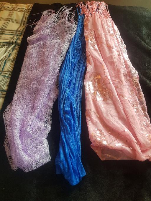 Buy & Sell South Yorkshire Sheffield - Photos for 3 scarfs