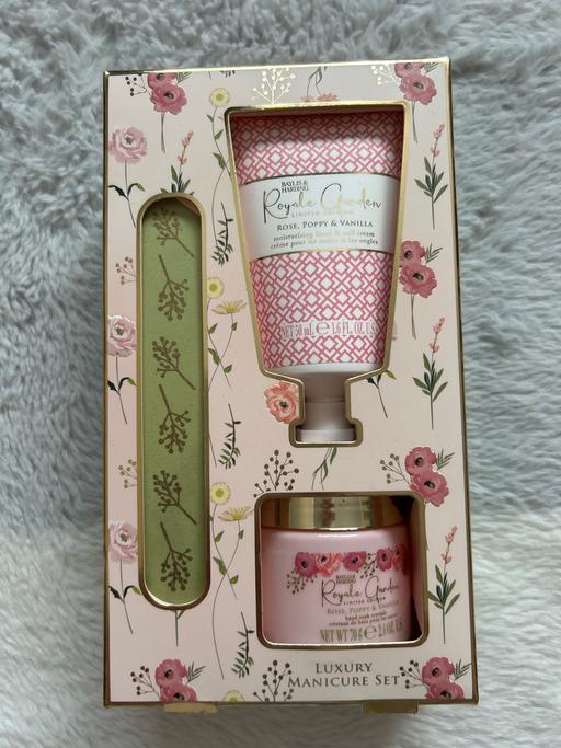 Buy & Sell East Sussex Hastings - Photos for Baylis&Harding royals Garden Manicure Set.