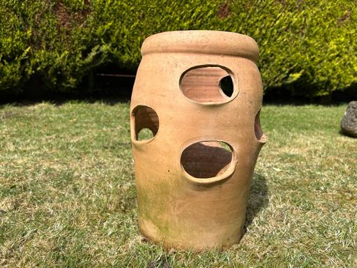 Buy & Sell Kent Sevenoaks - Photos for Herb/ Strawberry Planter