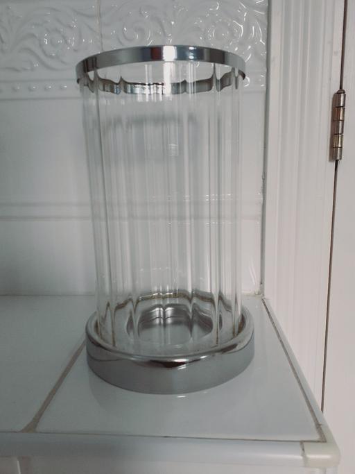 Buy & Sell West Midlands Walsall - Photos for large bevelled glass hurricane vase